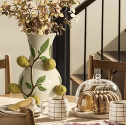 Modem Decorative Vase 