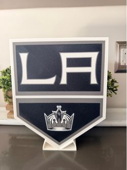 LA kings sign