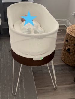 SNOO Smart Sleeper Bassinet