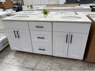 Bathroom cabinet