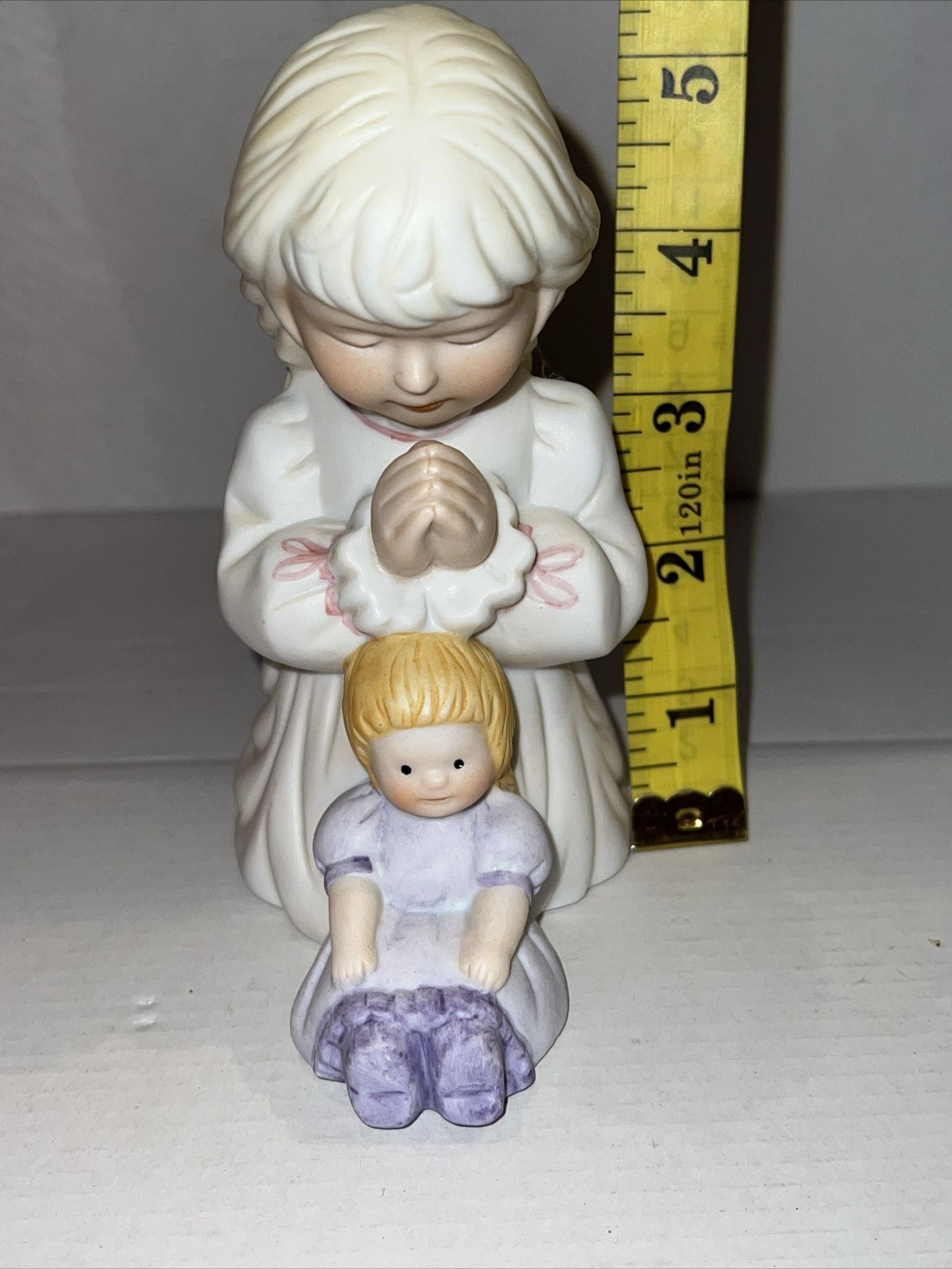 Vintage 1991 Betty Chaisson Little Girl Bedtime Prayers Statue Figurine