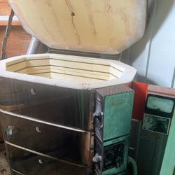Electric Pottery Kiln