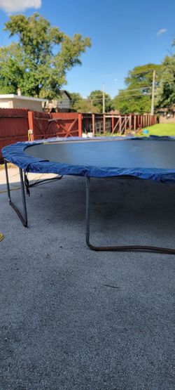 Trampolin
