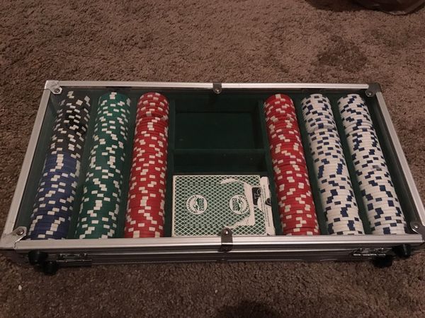 Poker Chips In Dubai For Sale
