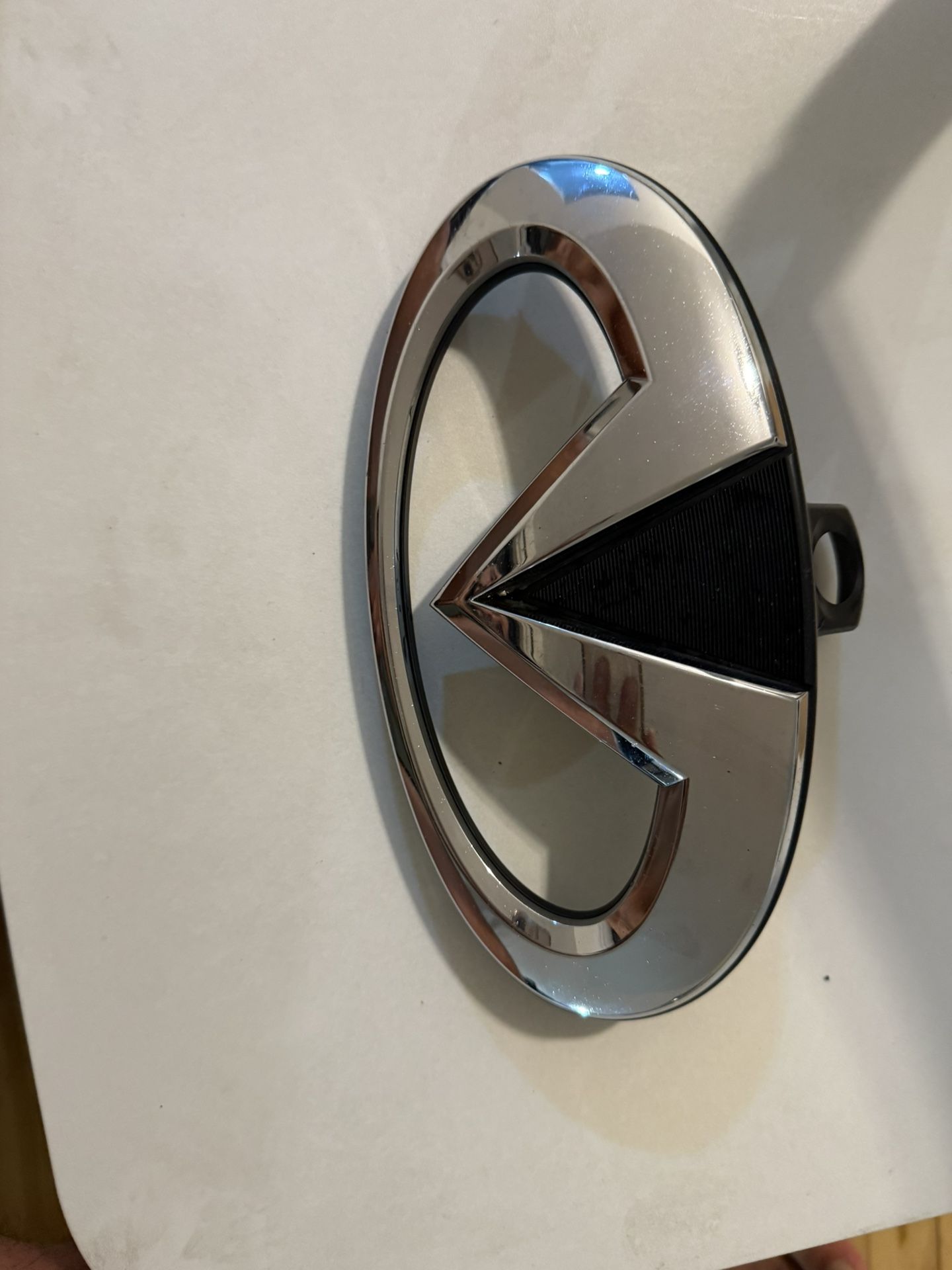 Infiniti Fx35 Front Logo