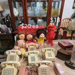 Vintage working touchtone telephones 
$20, rotary yellow $40, cabbage patch dolls $20, elmo $18, cast iron irons $28 & $15.
Harlingen near Walmart 
ht