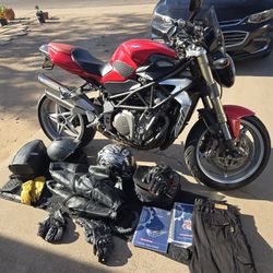 Mv Augusta. Brutale 910