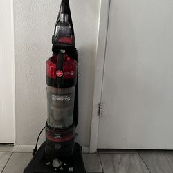 Hoover Wind Tunnel 2- Pet Rewind Bagless Vacuum
