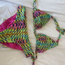 Lulifama swim -neon