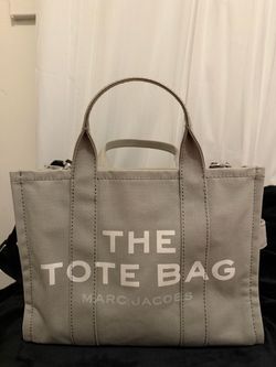 THE TOTE BAG Marc Jacobes