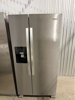 Whirpool side by side refrigerator