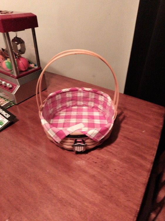 A Logenberger Basket