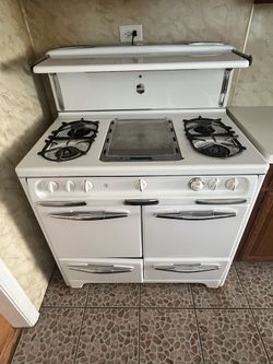 Vintage 1940s/50s Wedgewood Gas Stove