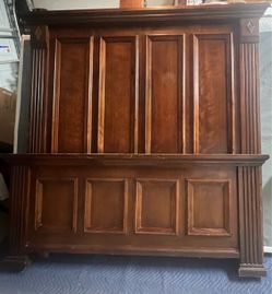 Queen Bedroom Set
