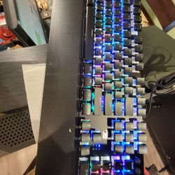 IBUYPOWER MEK 3 LT WIRED GAMING MECHANICAL KEYBOARD