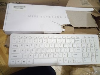 White Mini Keyboard 