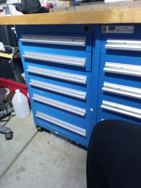 6 Drawer Tool Boxes Stanley