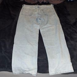 Loose Fit Silver Tabs Brand New No Rips Nothing 30$ Obo 
