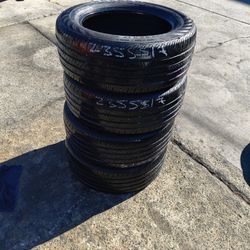 Set 235/55/17  Continental 