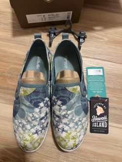 OluKai Haletwa Pa'i Women's Slip-On Shoes Size 8.5