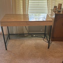 Desk With Charging Station