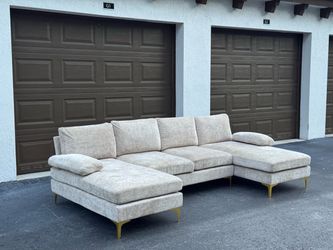 🛋️ Sofa/Couch Sectional - Cream - Delivery Available 🚛