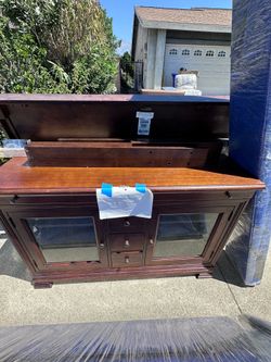 FREE Wood Furniture! Pick up only.