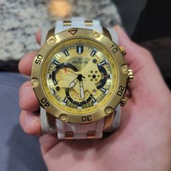 Invicta Pro Diver