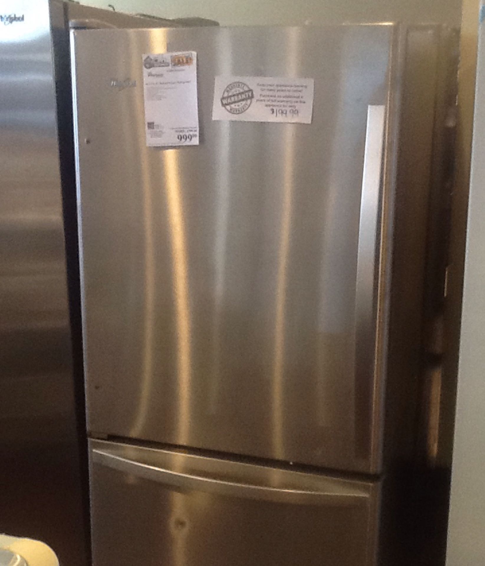 New open box whirlpool refrigerator 18.5 cu ft WRB329DMBM