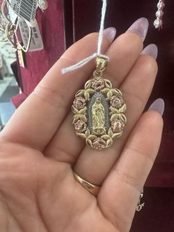Beautiful Pendant $445