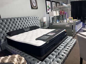 Beautiful bedroom set! $1799 🚨🩷📦