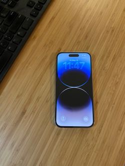 iPhone 14 Pro ( Unlocked ) 128gb white color