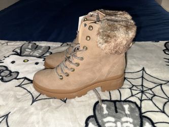 Women Boots