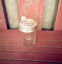 Custom mason jar sippy