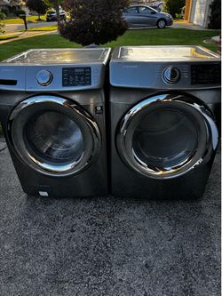 Samsung washer and gas dryer set