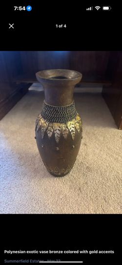 Polynesian exotic vase bronze colored with gold accents