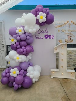 Balloon Garland/ Backdrops