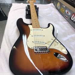 Squire By Fender 1998 Strat