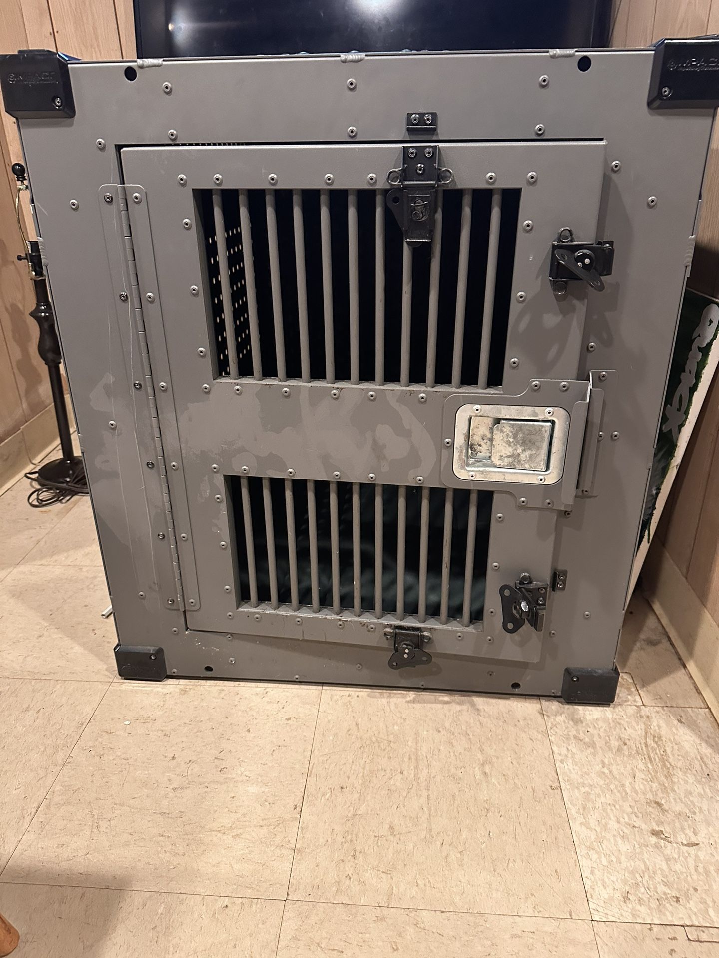 Impact High Anxiety Crate XL