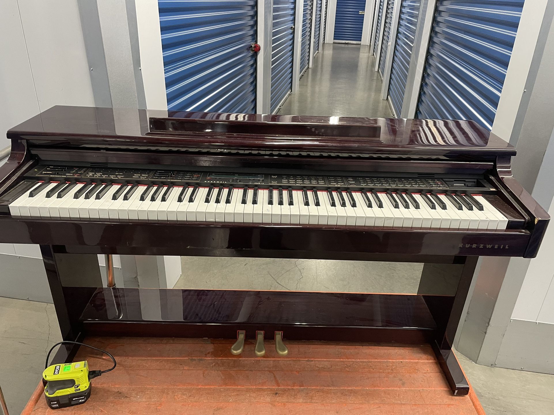 Kurzweil Mark 12 Digital Piano W/ Piano Stool And Manaul