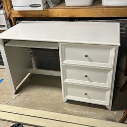 White Wood Desk