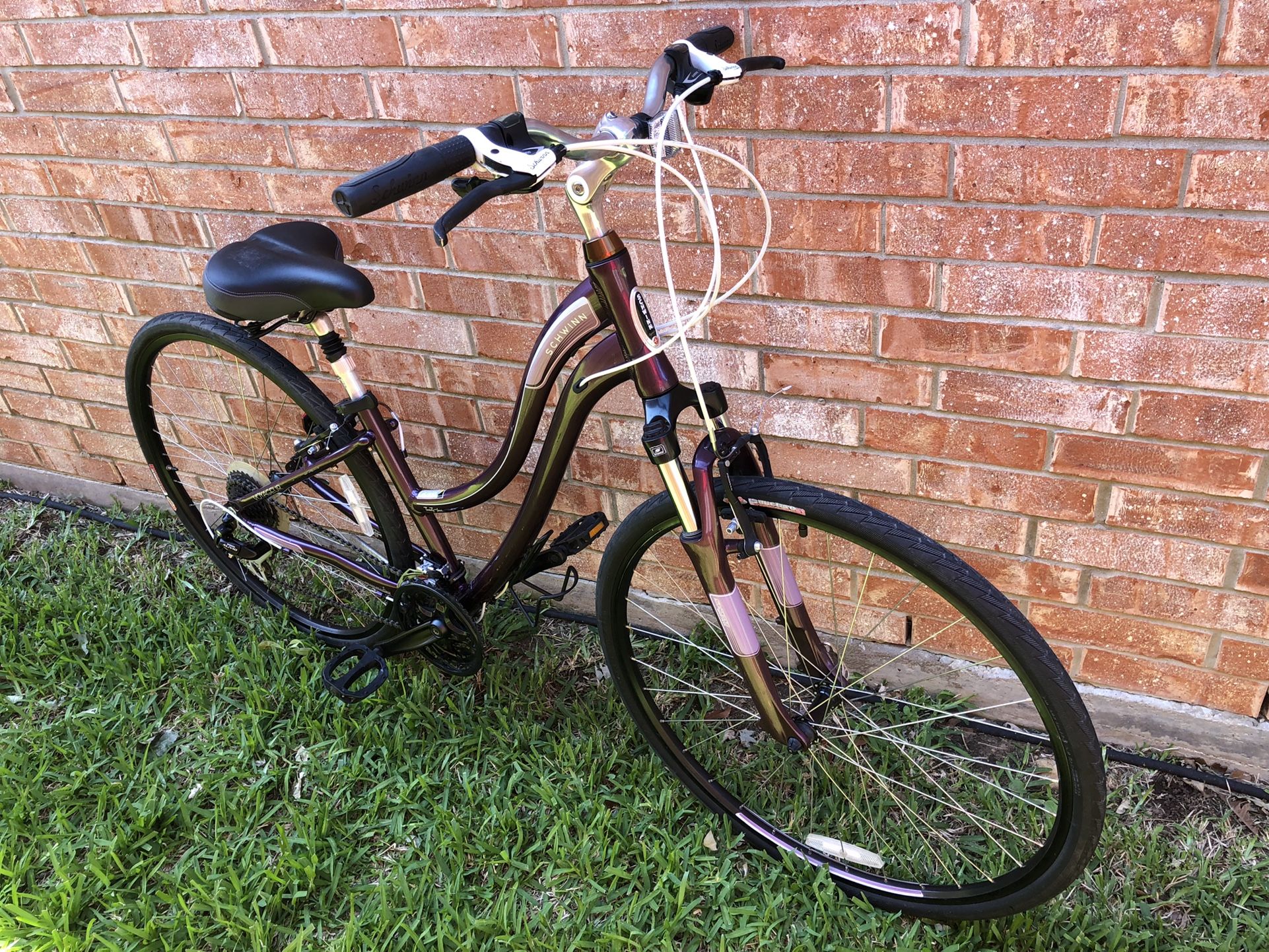 Schwinn women's trailway sales bike