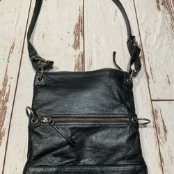 SAK LEATHER CROSSBODY BAG SILVER METALLIC ZIP FOLD-OVER ADJUSTABLE PURSE