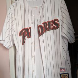 Majestic Cooperstown Collection San Diego Padres Tony Gwynn Jersey