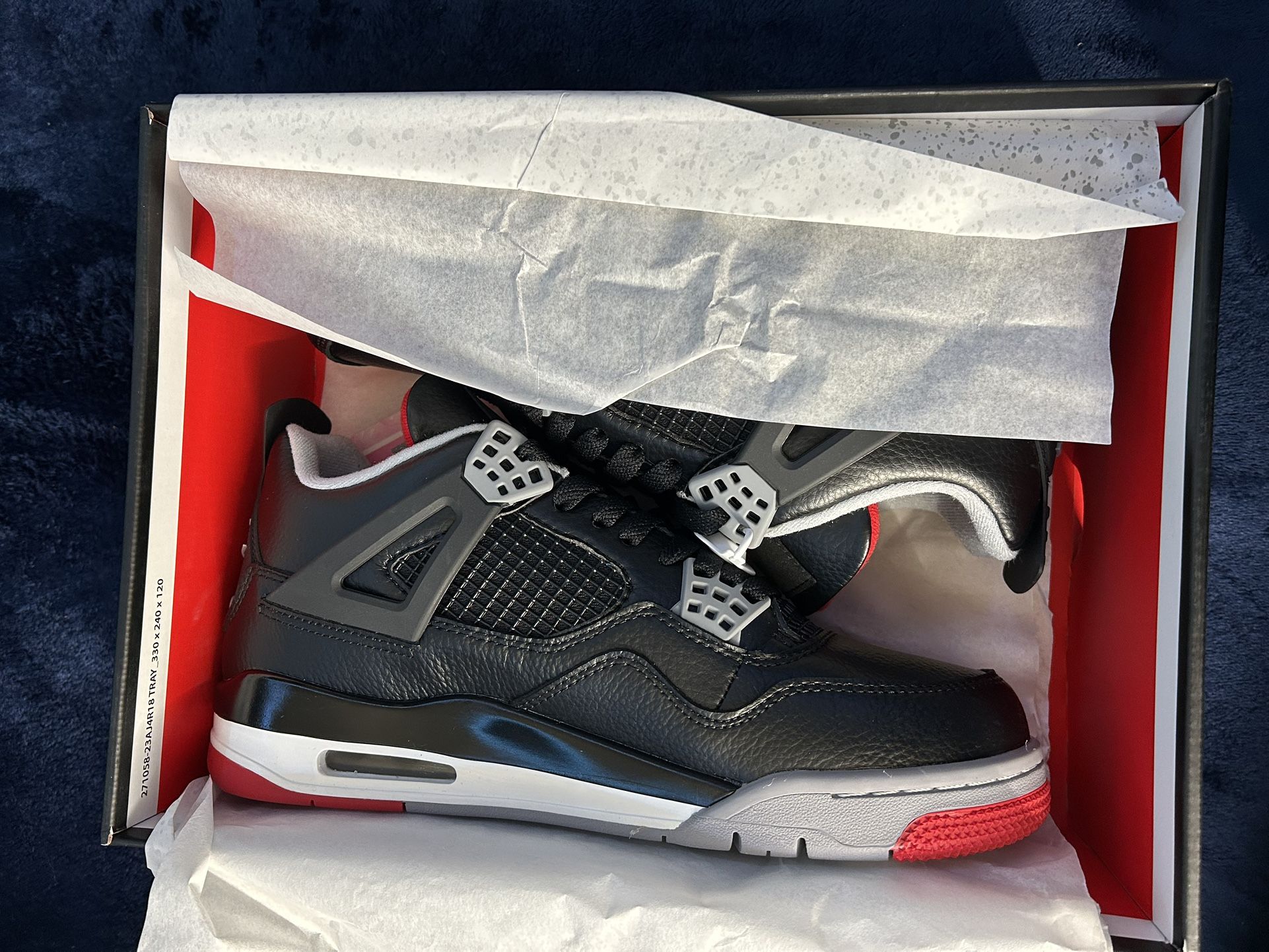 Air Jordan 4 Retro Size 9