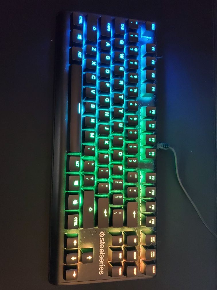 Steelseries gaming keyboard and mouse