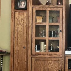 Entertainment/Curio Cabinets