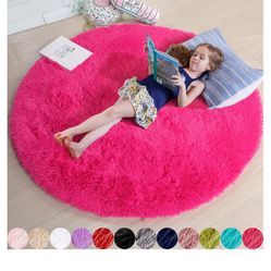 Children’s Rug 5x5 Hot pink Like New!