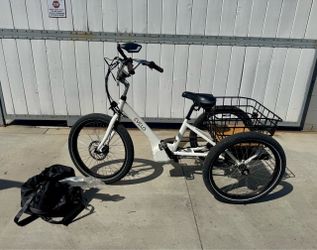 White EVELO Compass electric tricycle