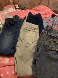 Girls Size 6, a lot of jeans, brand name